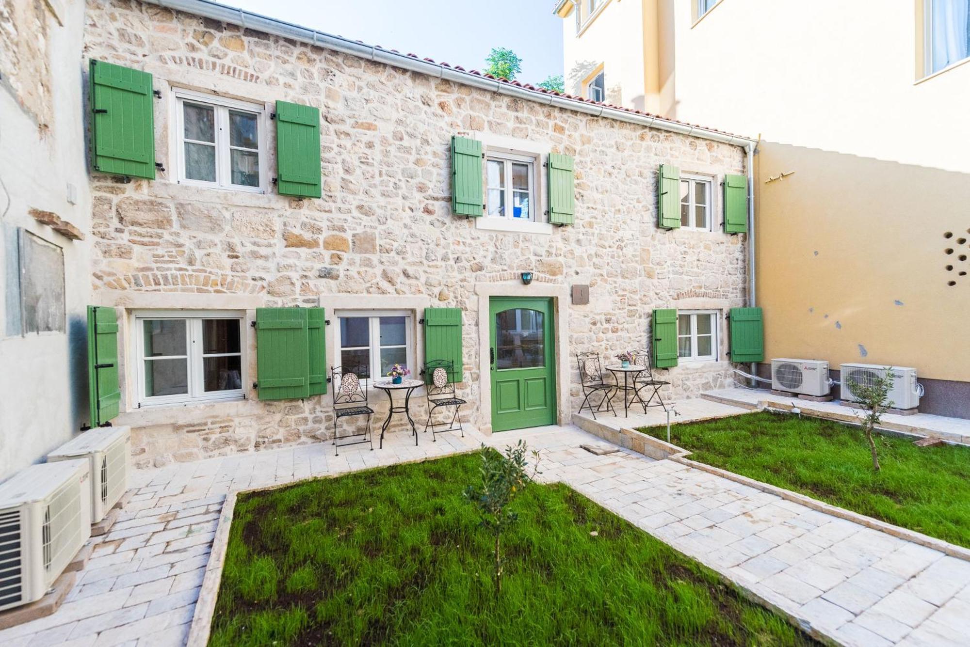 10 Heritage Rooms Zadar Exteriör bild